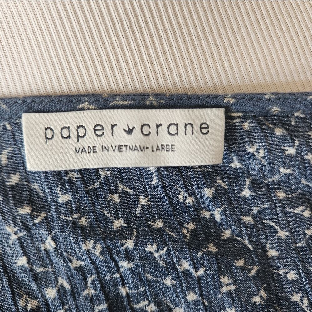 Paper crane smocked floral cop top - Picture 4 of 5